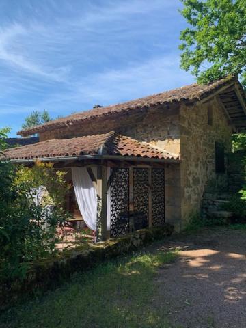 La Gazouillerie - Pleine Nature Lauresses Exterior photo